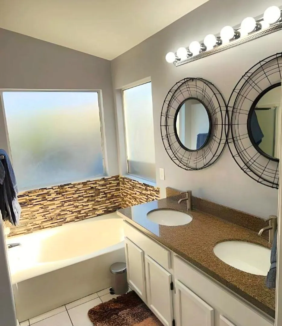 North Phoenix At Your Fingertips Holiday home