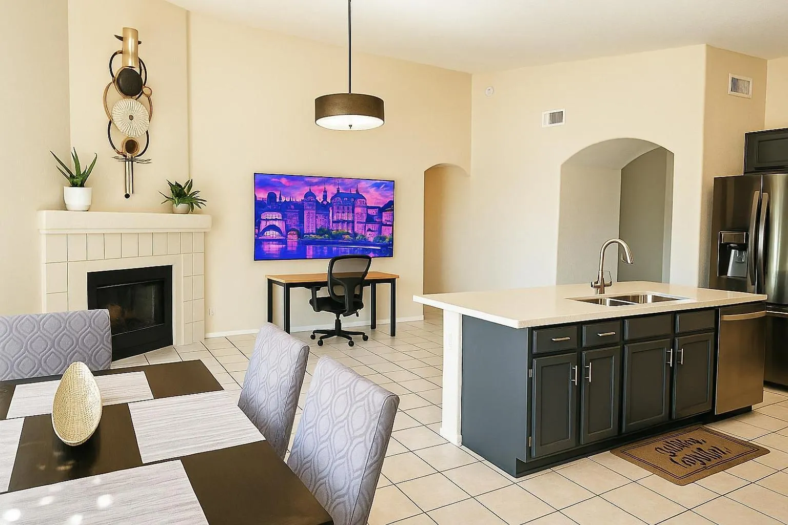 North Phoenix At Your Fingertips 0*,  United States